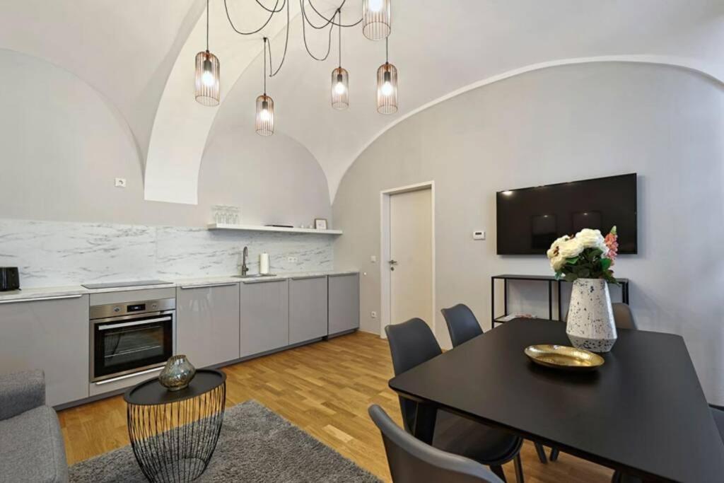 Vienne City Apartment Crown 6 Extérieur photo