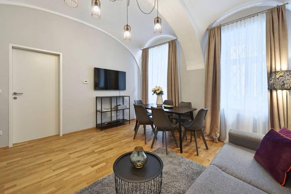 Vienne City Apartment Crown 6 Extérieur photo